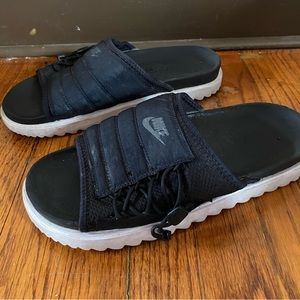 Nike slide size 11